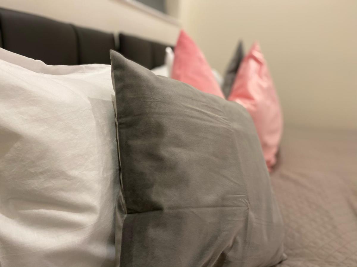واتفورد Amazing 2 Bed 2 Bath Private Apartment المظهر الخارجي الصورة